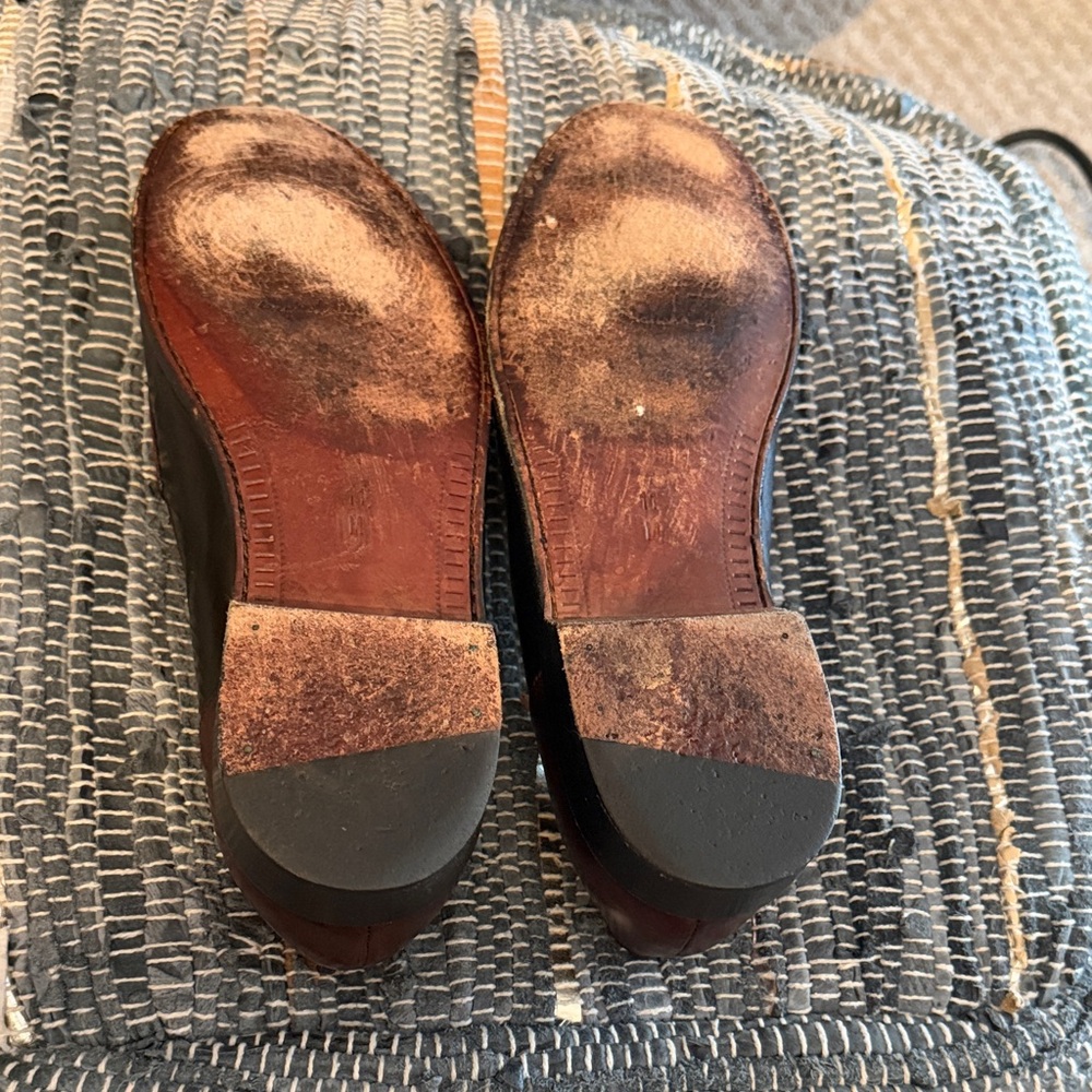Men's Classic Black and Brown Loafers - Picture 4 of 4